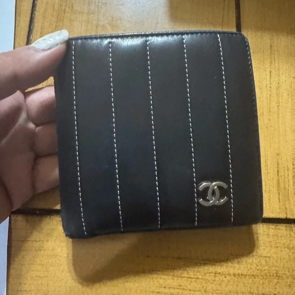 Chanel lambskin Black Leather Wallet W/COA